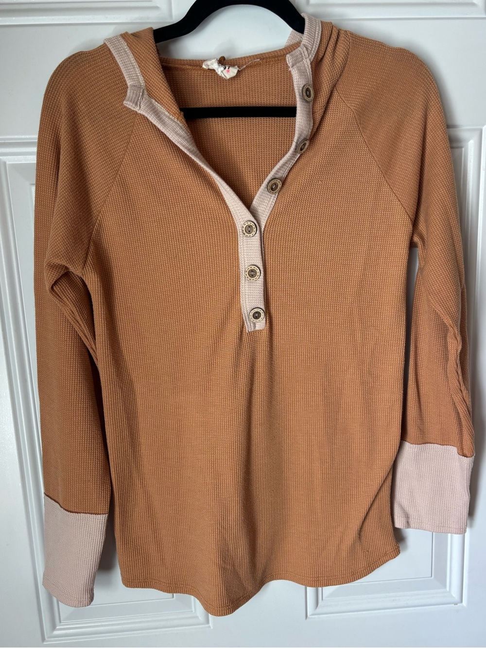 BiBi Camel Waffle Henley Hoodie with Cream Trim